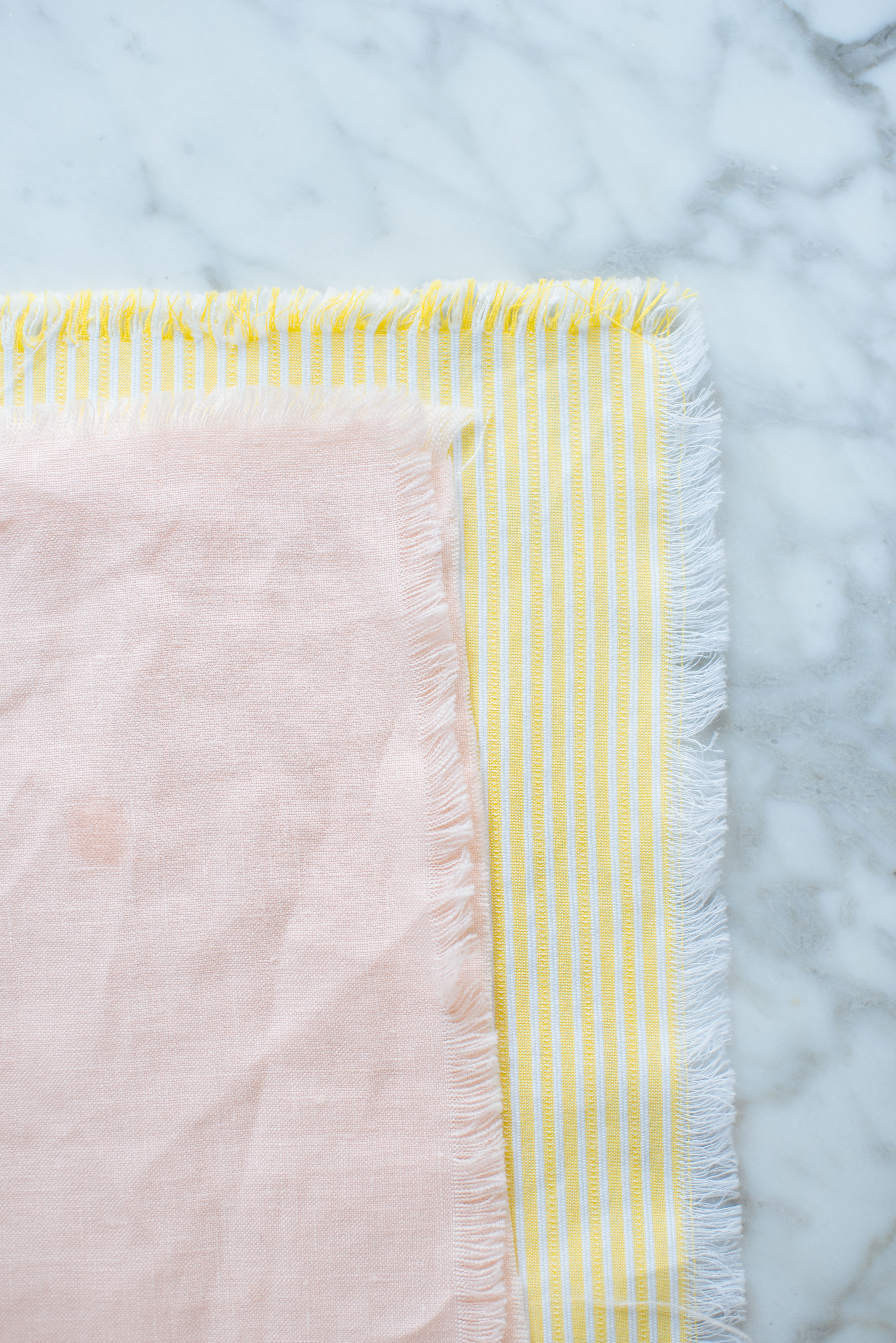 DIY frayed linen napkins